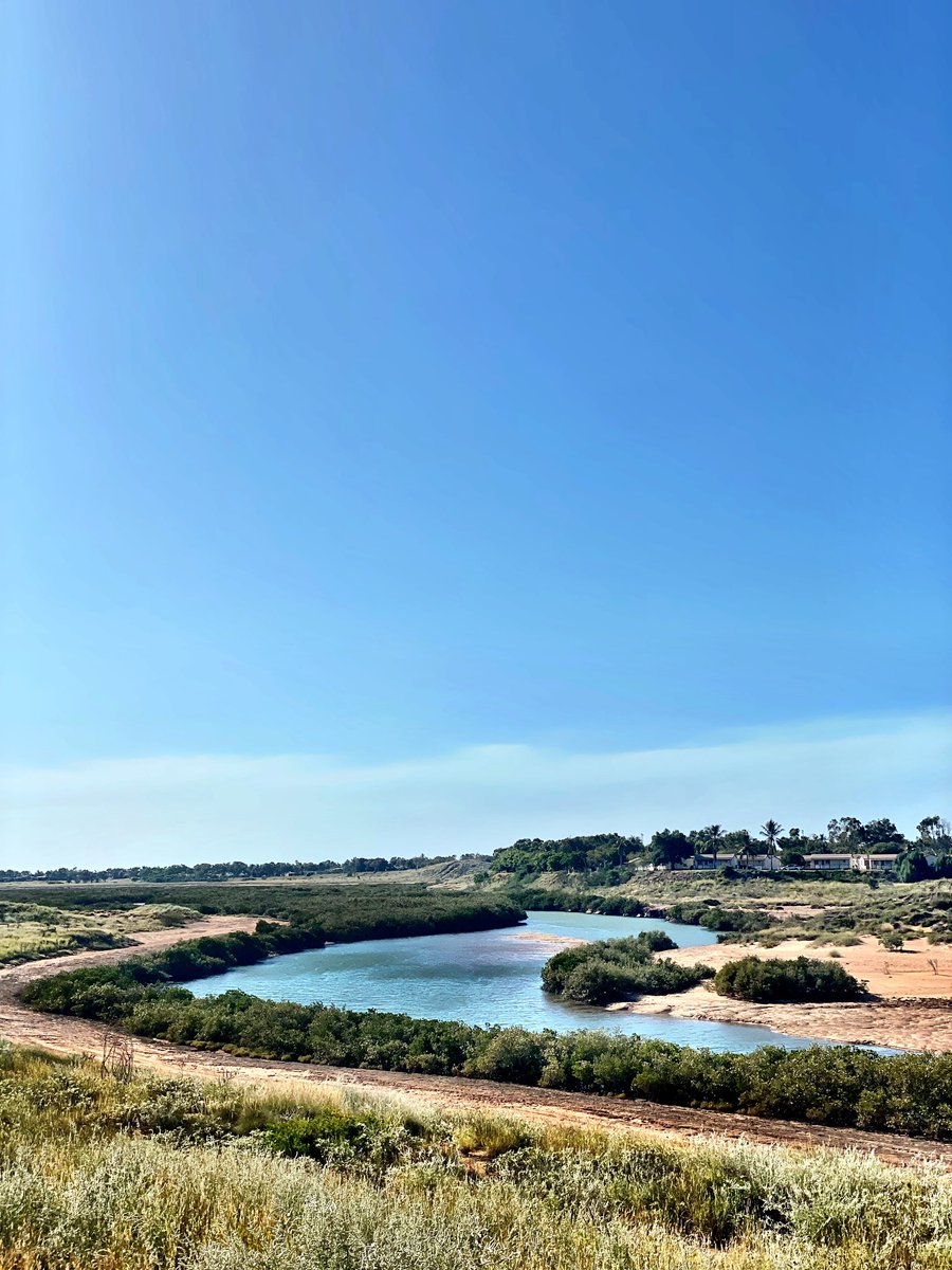 kelstar220's tweet photo. What a day! #karajini #prettypool #porthedlandsunset #fortesquefalls 😍 https://t.co/Z2ul8BwEBY