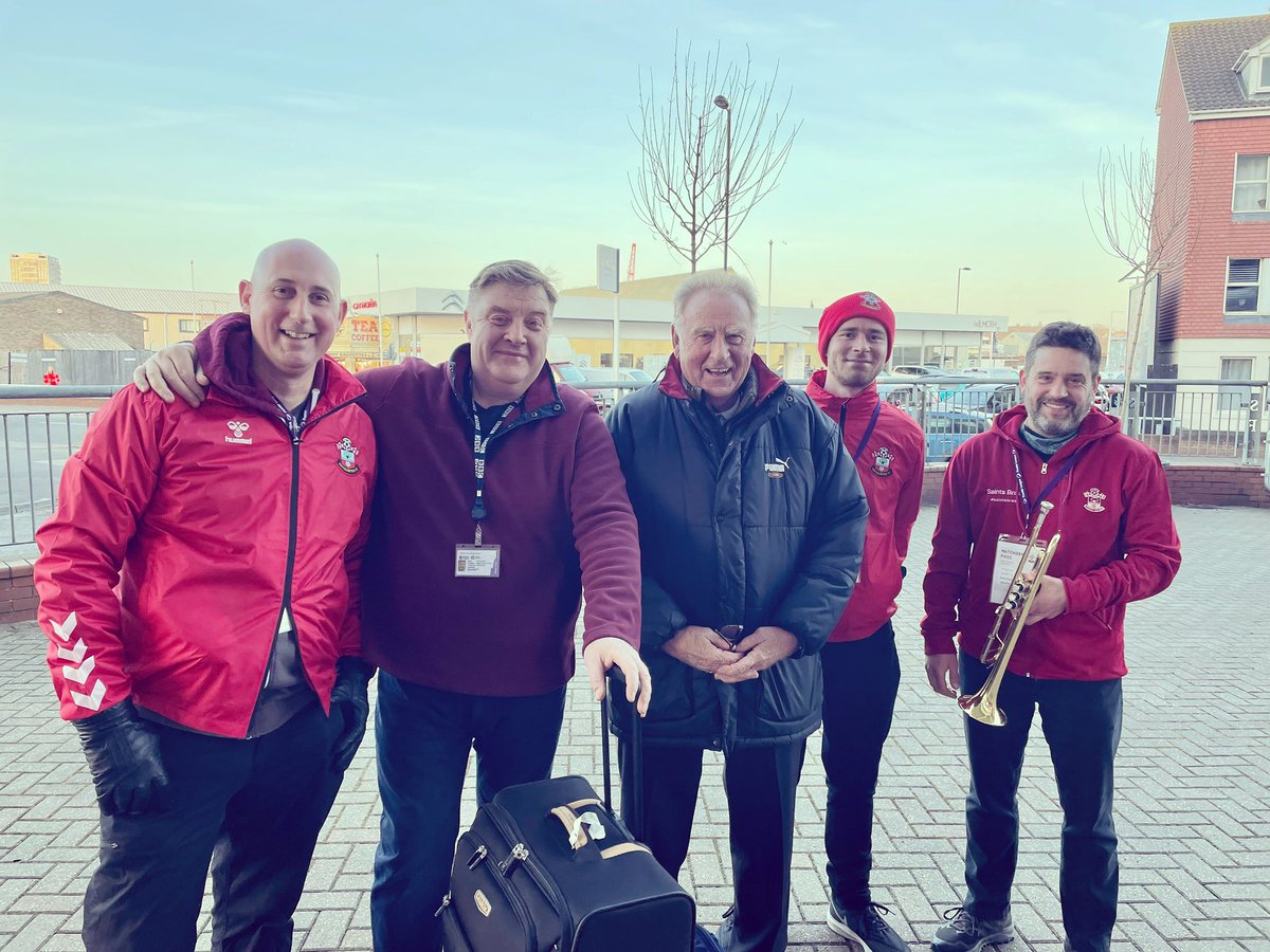SaintsBrass's tweet photo. An honour to see these two legends  today! @AdamBlackmore &amp; #DaveMerrington
The sound of Saints - 😇 📻 🎙 

#saintsfc #southampton #music #band #brass #soproud #saxophone #trombone #trumpet #drums https://t.co/3dsjdbgJfd
