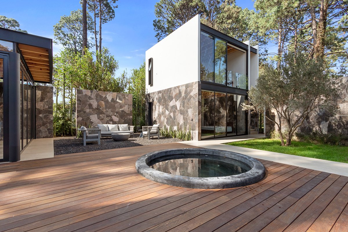 Arquitectos_MX's tweet photo. Casa Vega del Valle / RXY Studio
Fotografía: Fotohaus
Proyecto --> https://t.co/azu3YmsdNm
#Arquitectura #Architecture #SoyAMX #Edimex #Casas #Houses #México #Ucrania #Ukraine 🙏 https://t.co/KCxMJwJNiR