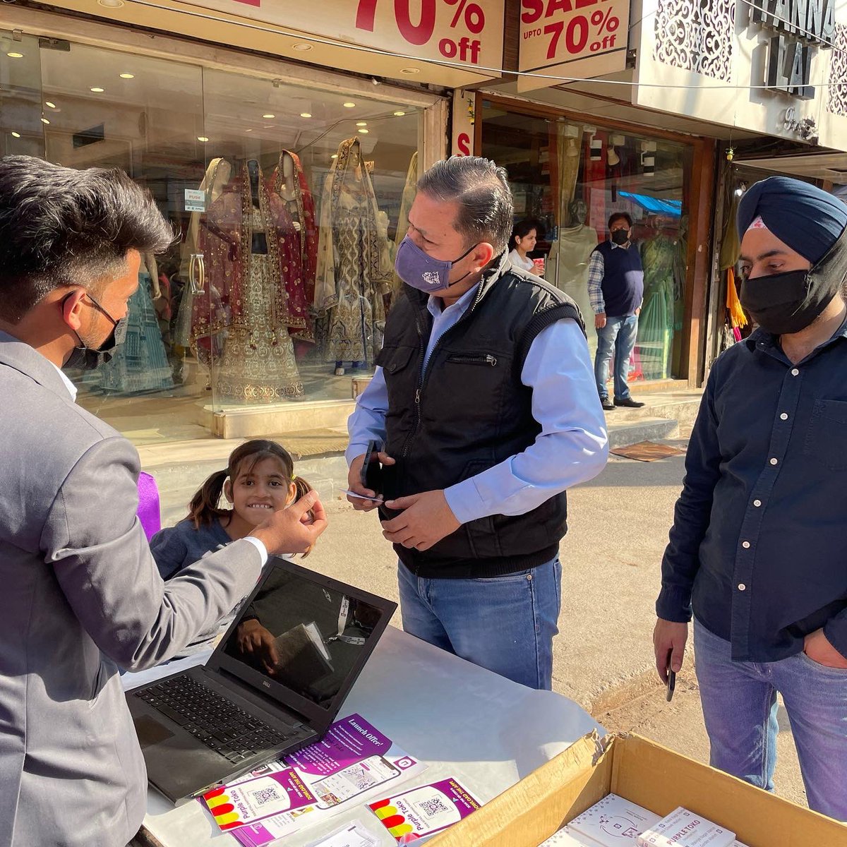 PurpleToko's tweet photo. Purple Toko team explaining retailers about Purple Toko! 

Purple Toko is a shopping app where you can buy directly from local stores listed marketwise!!💜

DOWNLOAD THE APP NOW!

Download from play store:
https://t.co/Ow4ef37VtW

website: https://t.co/PYFpmq79Vw

#purpletoko https://t.co/PyUeBHuwHS