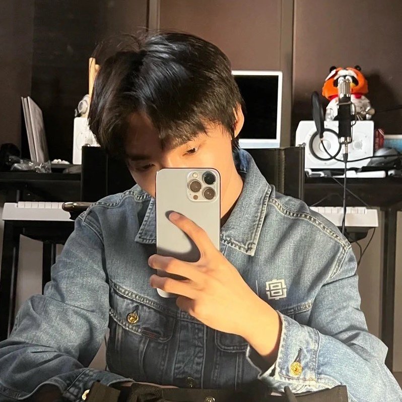 AlwaysxLove_'s tweet photo. #.NewProfilePic https://t.co/D3XJ2APkwt