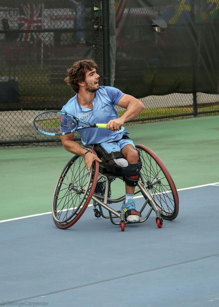 Punto y final a la gira 🇺🇸. Me llevo un título de dobles y varios muy buenos partidos. 

En el Cajun Classic pude jugar por primera vez unos cuartos de final en un Súper Series y, además, contra el #1 del mundo. Un partido intenso que disfruté muchísimo.

instagram.com/p/CbBA8YPDEld/…