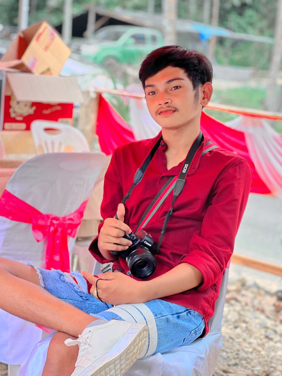 SEE_0519's tweet photo. "ไม่ไหวก็ไม่เป็นไรหรอกครับ" #นครศรีธรรมราช #Fwbนครศรี #มัธยม https://t.co/MEcQn4Zdcv