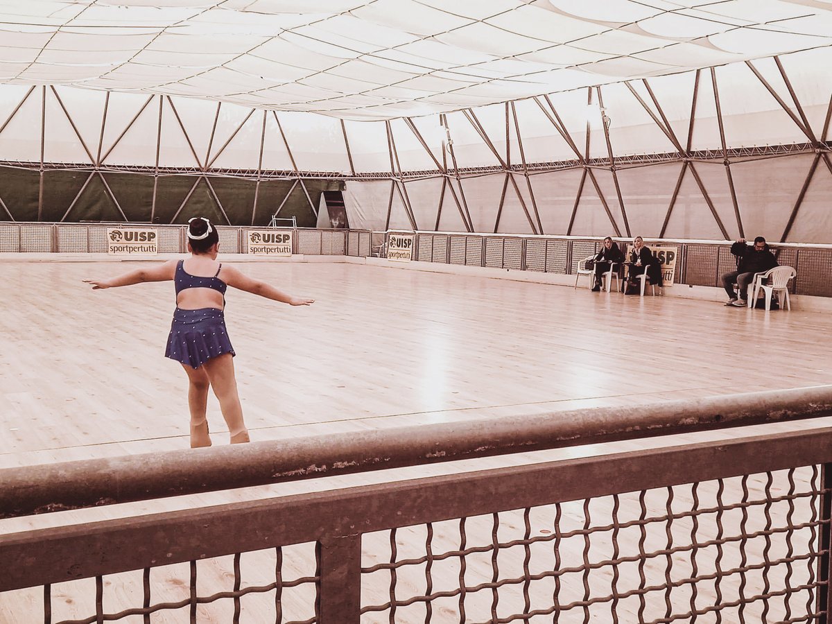 😍 In corso di svolgimento una domenica ricca di eventi 

🚴 Per le strade di Roma si sta tenendo la "Pedalata delle Donne" un appuntamento per omaggiare le donne 

🎾 A Villa De Sanctis la 3° tappa del circuito maschile del Tennis

⛸ Continua a Fiumicino Pattini D'Argento