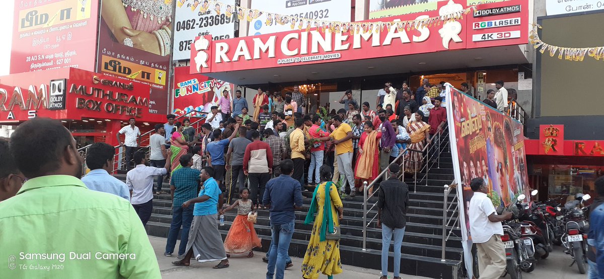 SfcNellai's tweet photo. #EtharkkumThunindhavan   Nellai @RamCinemas ல் குடும்பங்கள் கொண்டாடும் வெற்றி ❤️🎉💫 @TvlSFC மூலம் #மரக்கன்றுகள் வழங்கப்பட்டது.🌴🌱 Back2Back Houseful show Evening Show also #அரங்கம்நிறைந்தது 🙌 @NellaiSuryaTeam @Offl_Updates @SuryaFansRage @Suriya_offl @OSFC_Offl @Manjuthara12 https://t.co/hMxbpRdLO5