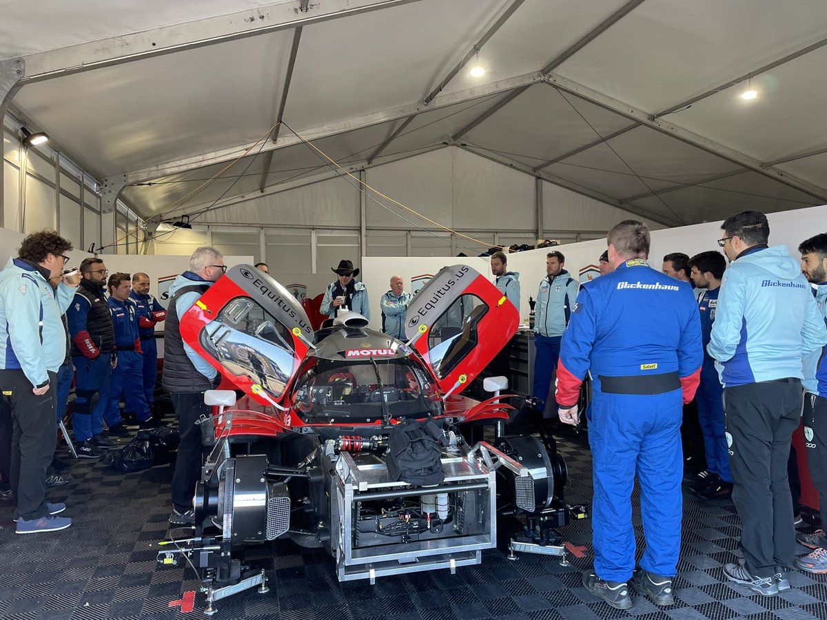 Glickenhaus's tweet photo. Morning team meeting.
#1000MSebring
#glickenhaus
#scgsebring22
#equitus
#forzowatches
#grantrofeo
#hkmotorcars
#hubbellbubbles
#michelinmotorsport
#podiumtech
#poweredbymotul https://t.co/EPV2ENBXWB