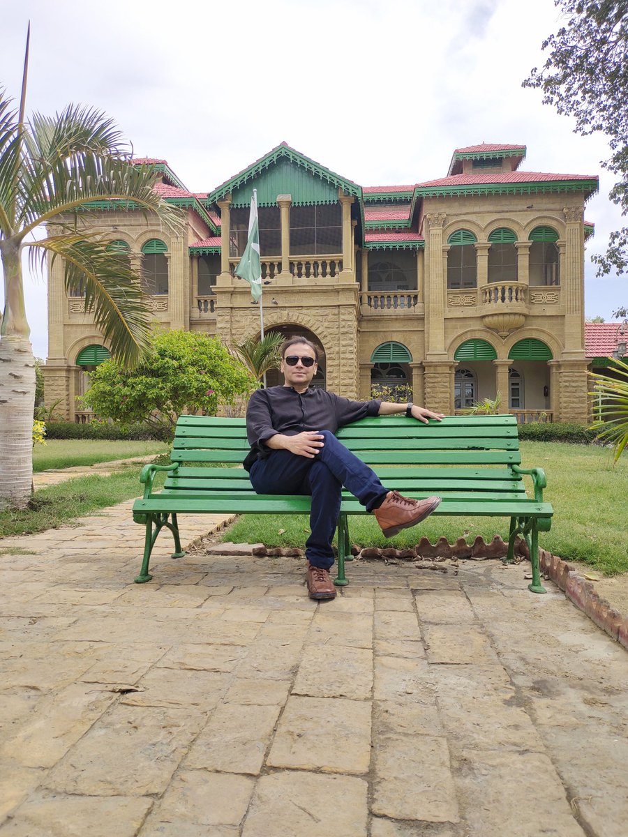 shahidrahim's tweet photo. The is the former residence of Jinnah, who lived there from 1944 until his death in 1948. Ms. Fatima Jinnah lived there until 1964. It was bought by Jinnah in 1943 at the cost of 150,000 PKR and  later acquired in 1985 by the Pakistani government and converted to a museum. https://t.co/q3vpauwai0