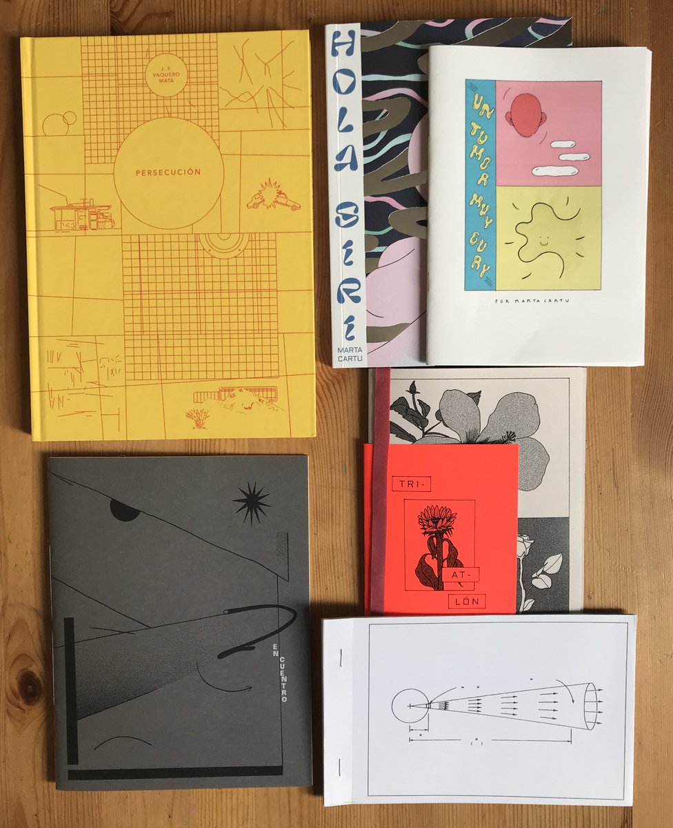 jorgecarrion21's tweet photo. En el @Grafcomic descubrí la fascinante obra de @Rob_Masso y hoy, gracias al instinto y a @WatcherBlog, la de Camilo García A., JF Vaquero y @martacartu En la intersección entre el cómic, el arte contemporáneo y la edición artesanal hay mucho por revelar. @BellezaInfinit2 https://t.co/OQxwo0QDRy