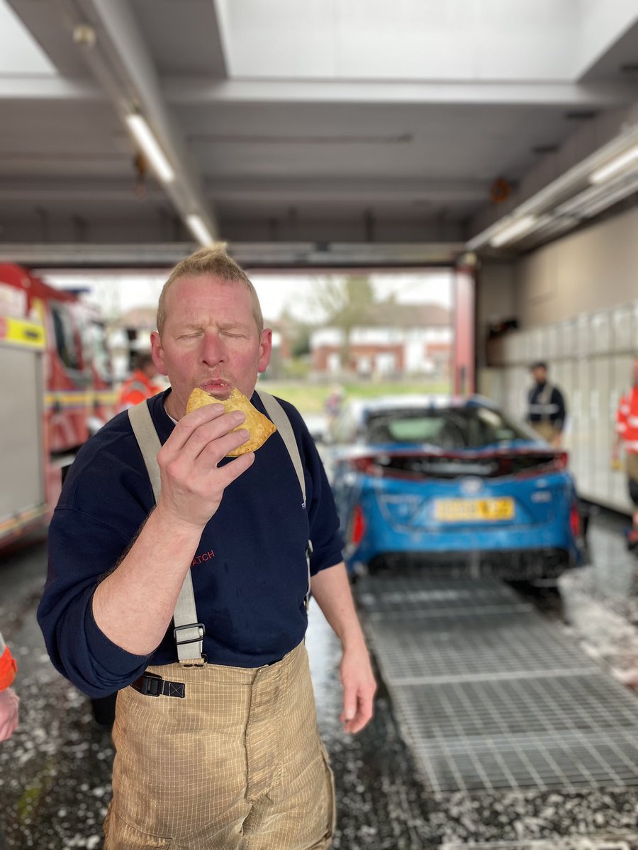Stacey_Jeffries's tweet photo. From all the #Firefighters....A HUGE thank you to Joe & all the team @CarrsPasties for supporting @manchesterfire Bolton North Fire Stationβs charity car wash today for πΊπ¦
#FirefighterFuel
Nice 1 guys π
@UKMed #Ukraine Appeal πΊπ¦
@SMAdyTaylor @CFODaveRussel https://t.co/N7tvExsCQn