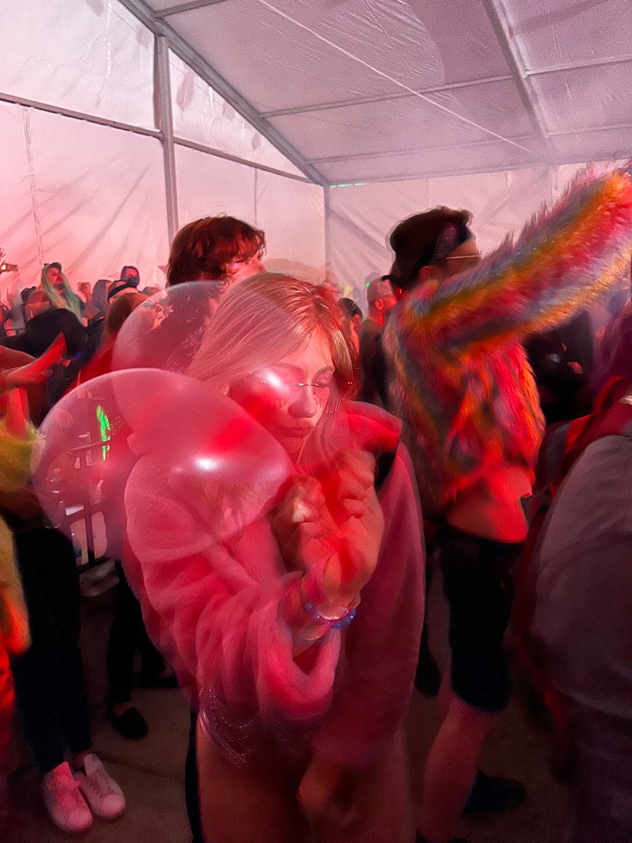 ken_evil3's tweet photo. Took baby to her first rave 🥰😈 @peytongronos https://t.co/p8cTr0yBfv