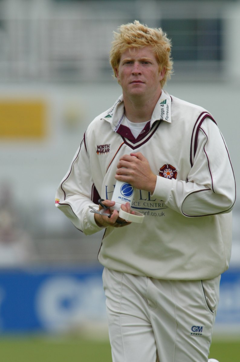 ThePaddandPav's tweet photo. Coming Up later today in Ep 111 - A compelling interview with @patrickfoster02 the professional cricketer who became a gambling addict who has now turned his life around @epicpgc   @NorthantsCCC #mightbite @e @BloomsburyBooks @PsSimonBailey https://t.co/uLQmhRtWfB