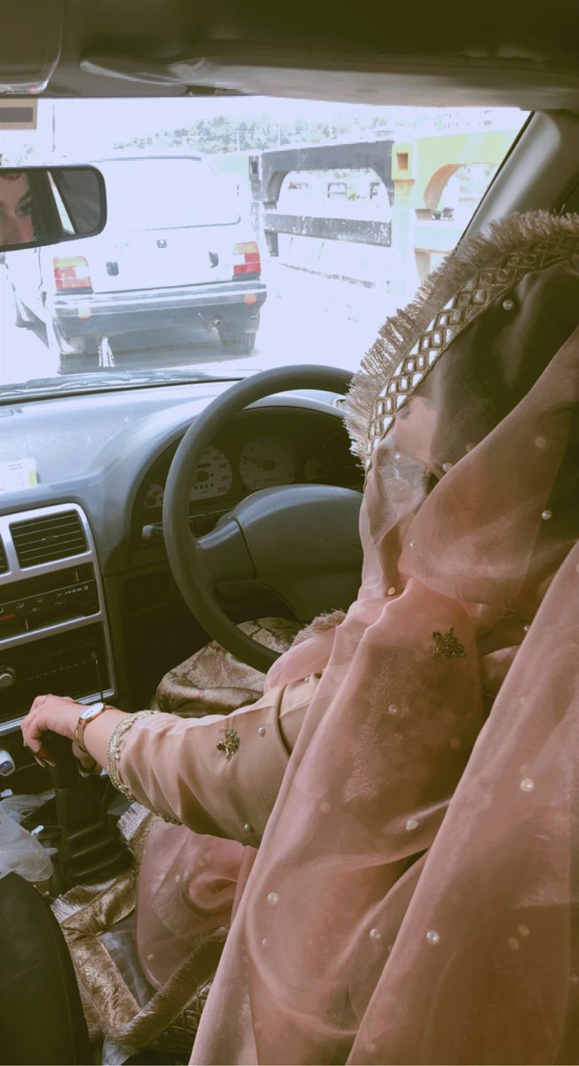 MahatmaaGanji's tweet photo. When I say my wife is a fiercely independent woman, I'm not exaggerating. 

This is how she came for the nikkah :") https://t.co/zyRkUauFKj