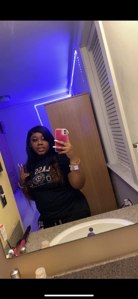 DuEnvironmental's tweet photo. I welcome the new DU Environmental
Zakirah Fields ( Secretary) 
Zakirah is a Sophomore Biology major from Memphis,TN. Zakirah’s favorite flower is a peony. 
#plantaflowerday https://t.co/D06UPOjjCL
