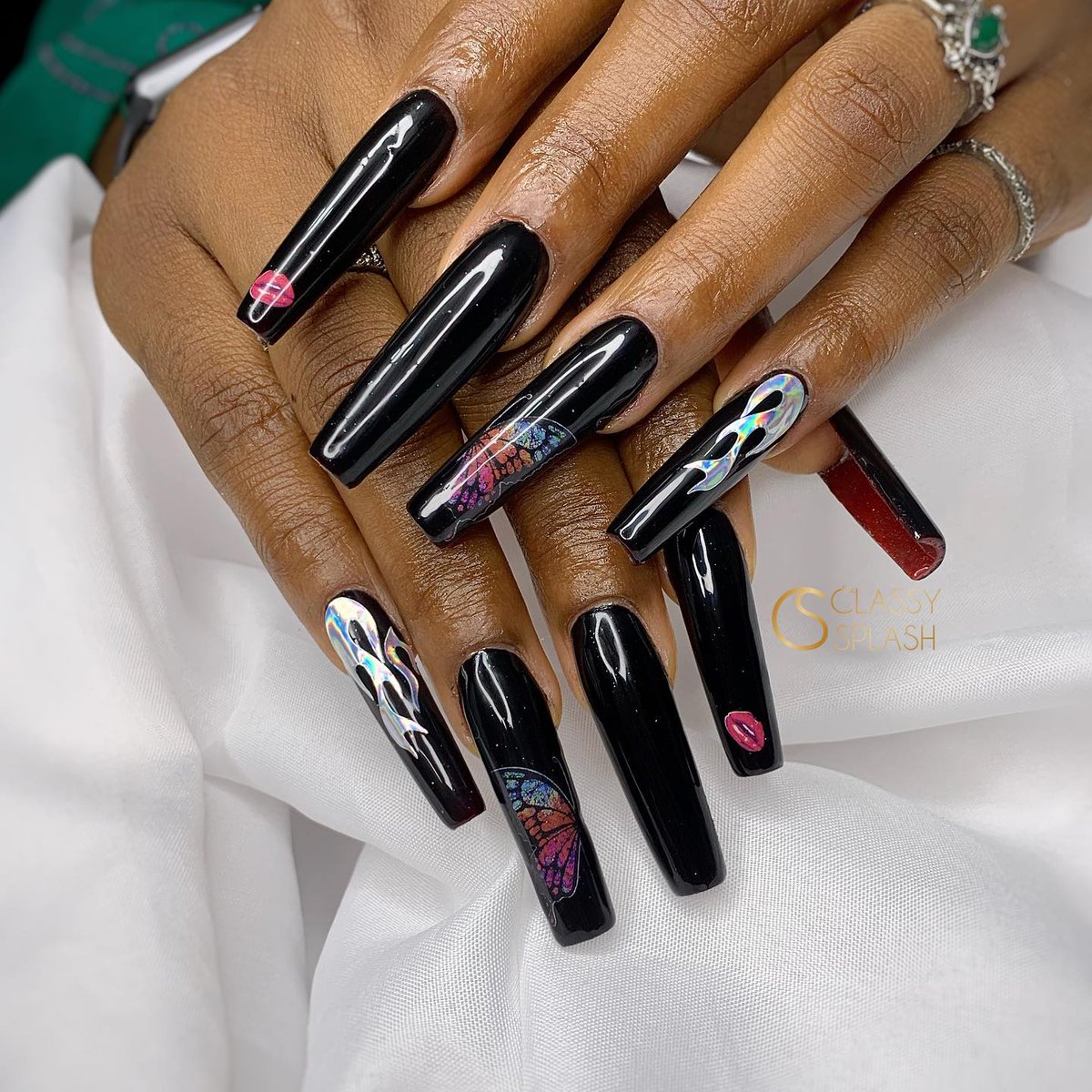 TheVictoria_TCS's tweet photo. Have you been served #Breakfaststories or you're battling with the #ASUU conundrum... Spice up your week by getting this beauties fixed at affordable rate.💅🤯🌶️🔥🥵 

#nails #acrylicnails #Ibadan #Twitternails https://t.co/RlUKL6cU5T