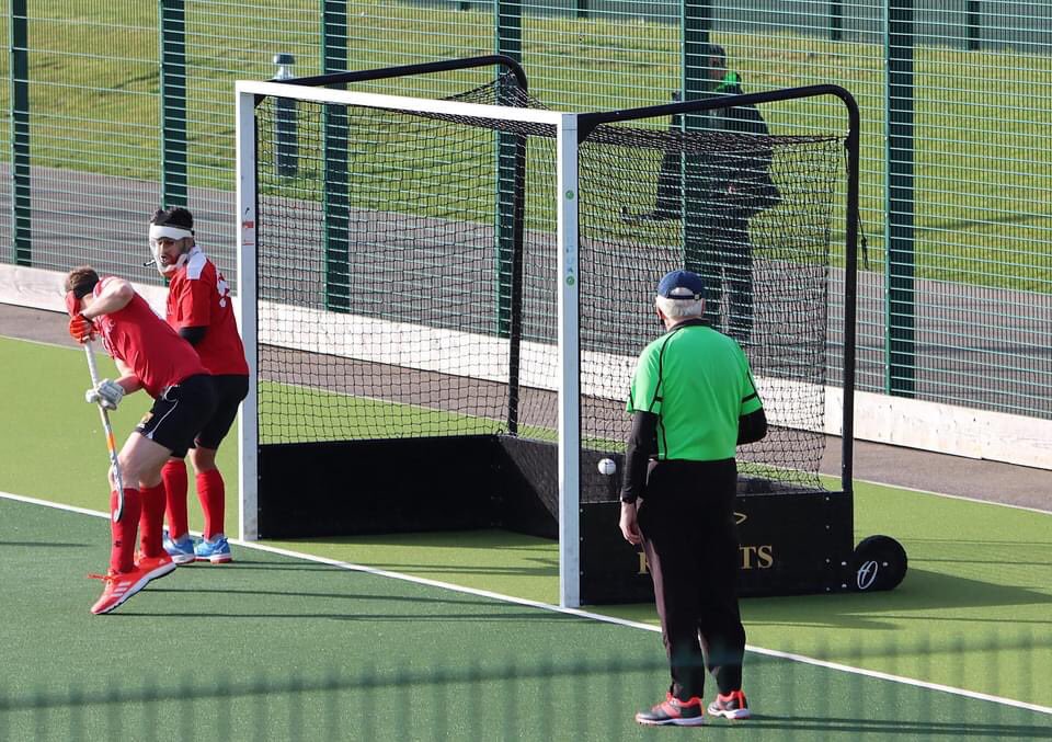 MardenRussetsHC's tweet photo. Images from Mardenβs M1 match at Holcombe which was a high scoring game 6-4 in favour of @HolcombeHC
#UpTheApples #MardenRussets https://t.co/pAoSIIP3al