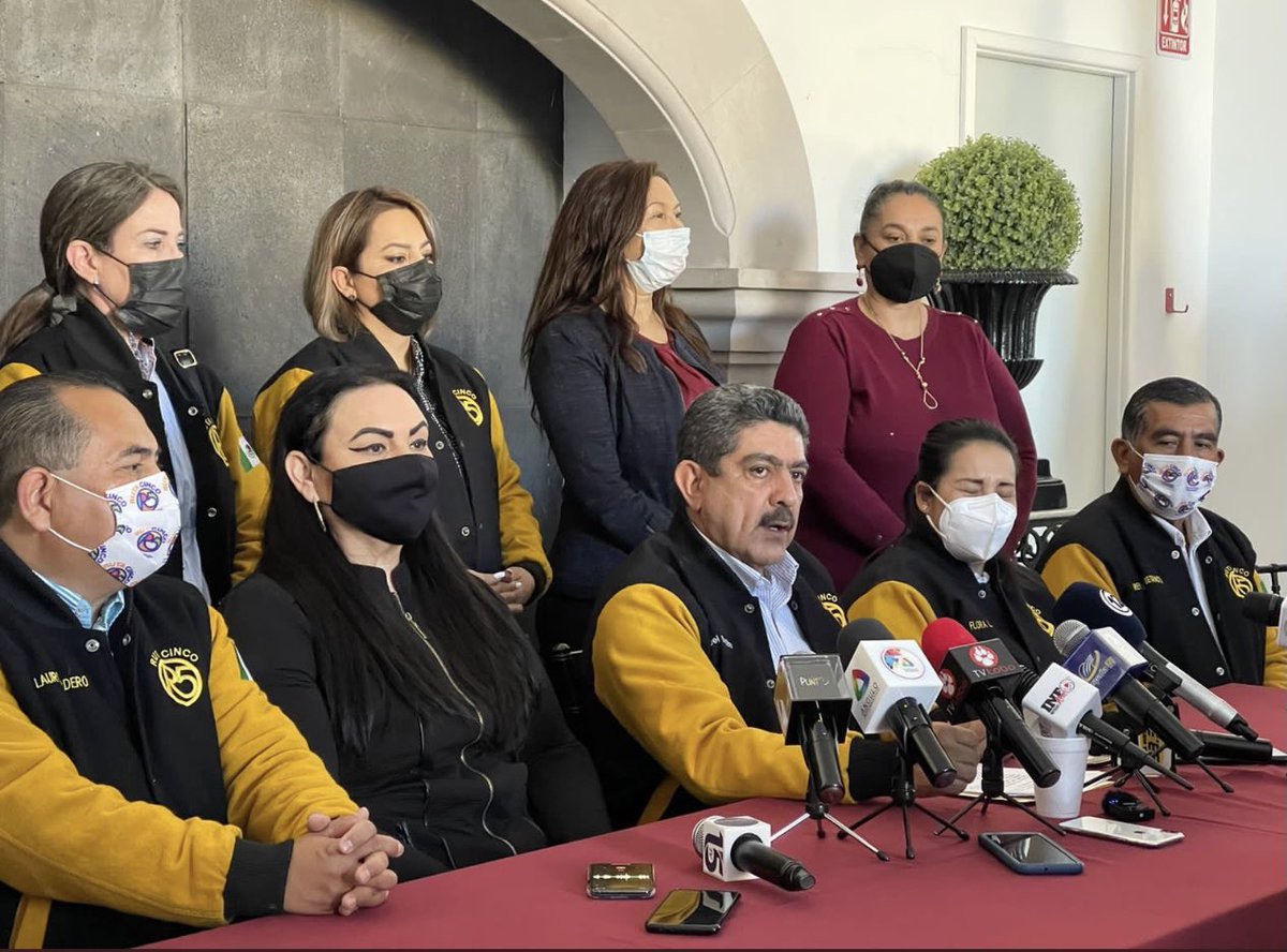 jaquedelrio's tweet photo. No te detengas hasta q des lo mejor de ti … trabajando de la mano con @MarinaVitelaGP haremos de Dgo el mejor Estado, gcs @ManuelEspino por la confianza y apoyo de @Ruta5_Durango https://t.co/TdQaQIHzZE