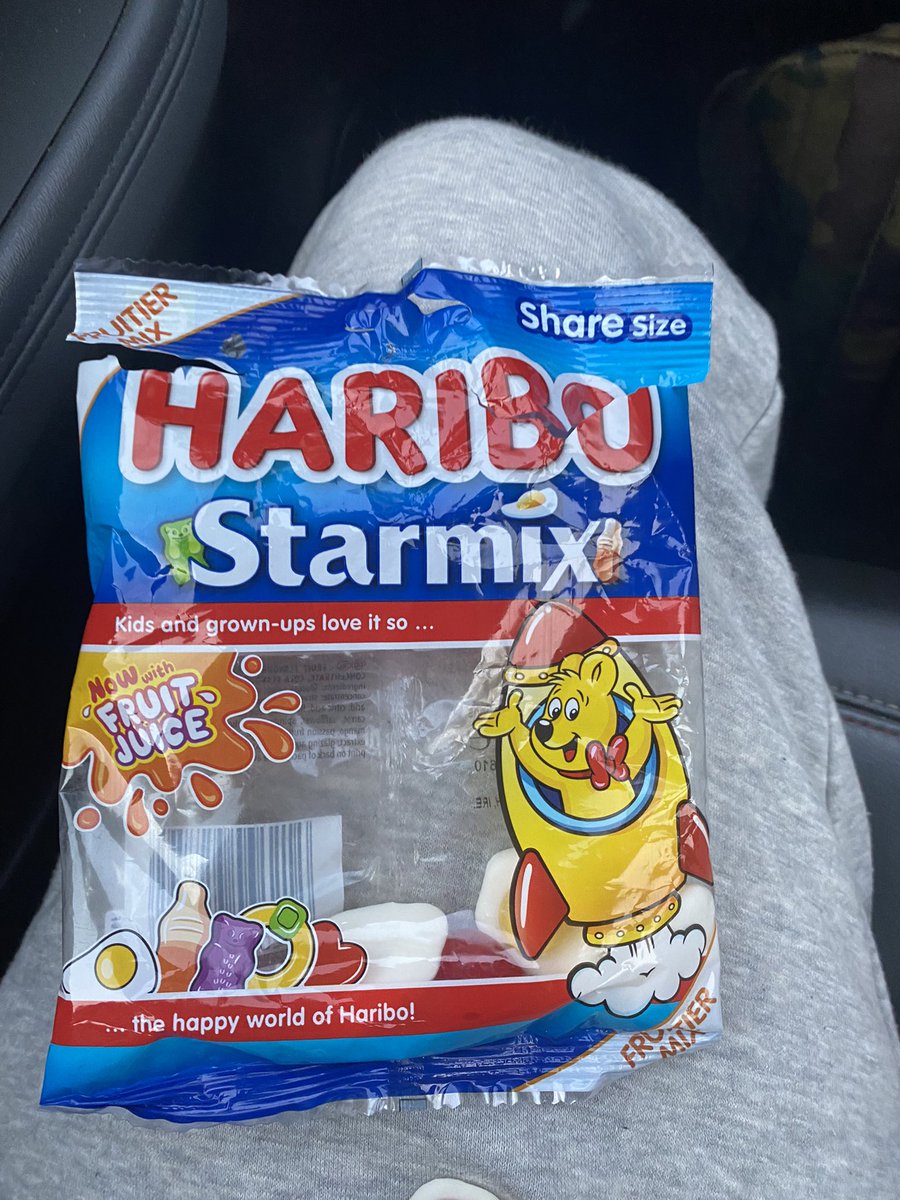 DanielleClancey's tweet photo. @HariboUKI_ I found a very strange egg in my star mix. I believe it is one of a kind? How much are you willing to pay for it? https://t.co/Vm78tU49g8
