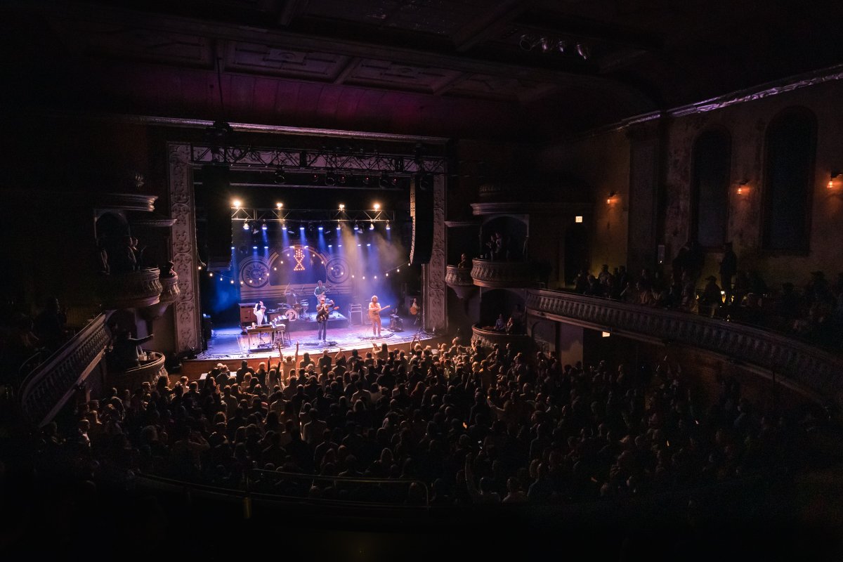 ThaliaHallChi's tweet photo. Hiss Golden Messenger with Alexa Rose | 3.11.22 | SOLD OUT

📸: @joshdruding @stevesymphoto &amp; Scott Teresi https://t.co/4JLflOsXZJ