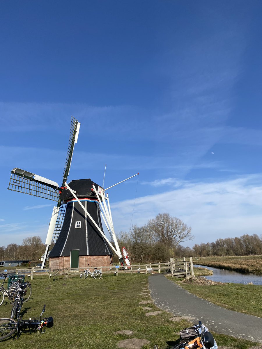 kite20171002's tweet photo. I have been studying PhD in the Netherlands for 4 years. One of the reasons I love the Netherlands is the beautiful scenery #phdlife https://t.co/50nIAGTdGV