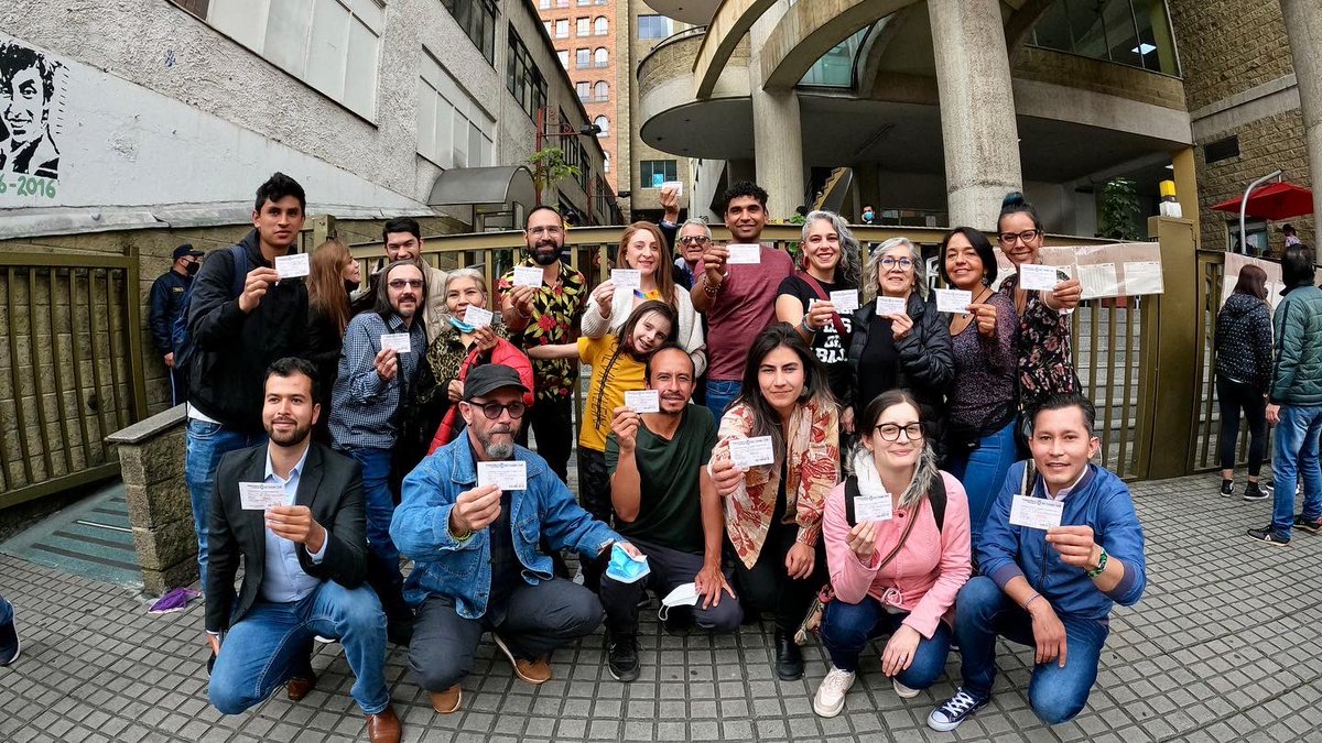 PizarroMariaJo's tweet photo. 🗳🇨🇴 Hoy es un día excepcional y trascendental para la democracia en nuestro país ¡Vamos a renovar el Congreso! Sal a votar con alegría, esperanza ¡El cambio es ahora!

A Senado y Cámara vota #Pacto, no olvides pedir el tarjeton de la consulta presidencial. @DavidRacero @PactoCol https://t.co/vpGHKmhawh