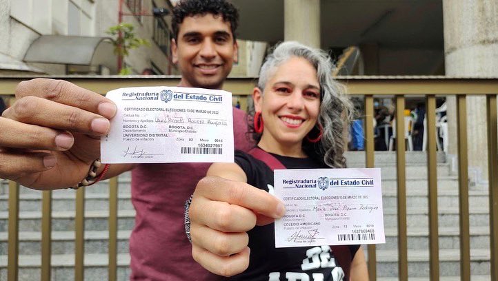 PizarroMariaJo's tweet photo. 🗳🇨🇴 Hoy es un día excepcional y trascendental para la democracia en nuestro país ¡Vamos a renovar el Congreso! Sal a votar con alegría, esperanza ¡El cambio es ahora!

A Senado y Cámara vota #Pacto, no olvides pedir el tarjeton de la consulta presidencial. @DavidRacero @PactoCol https://t.co/vpGHKmhawh