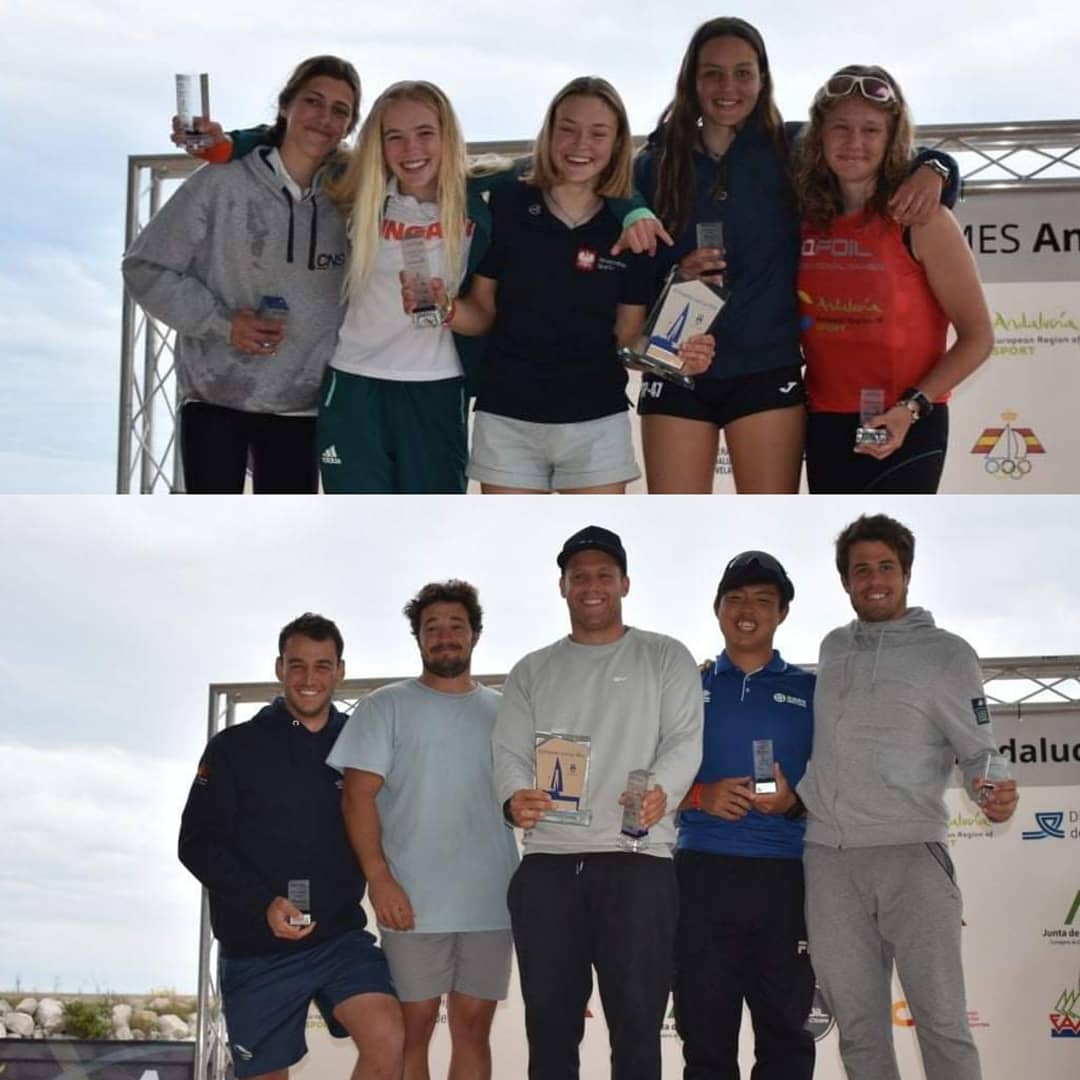 Náutica:
📣Angel Granda y Enrichetta Bettini #RCNGC HAN HECHO PODIO en la IQ Foil Games Cádiz 2022 💪.Las últimas pruebas han estado marcadas por vientos de poniente de 10 nudos. 
IQFoil Men.
🥈Ängel Granda.
IQFoil U17 femenino
🥉Enrichetta Bettini 
👉bit.ly/3CHVz4P