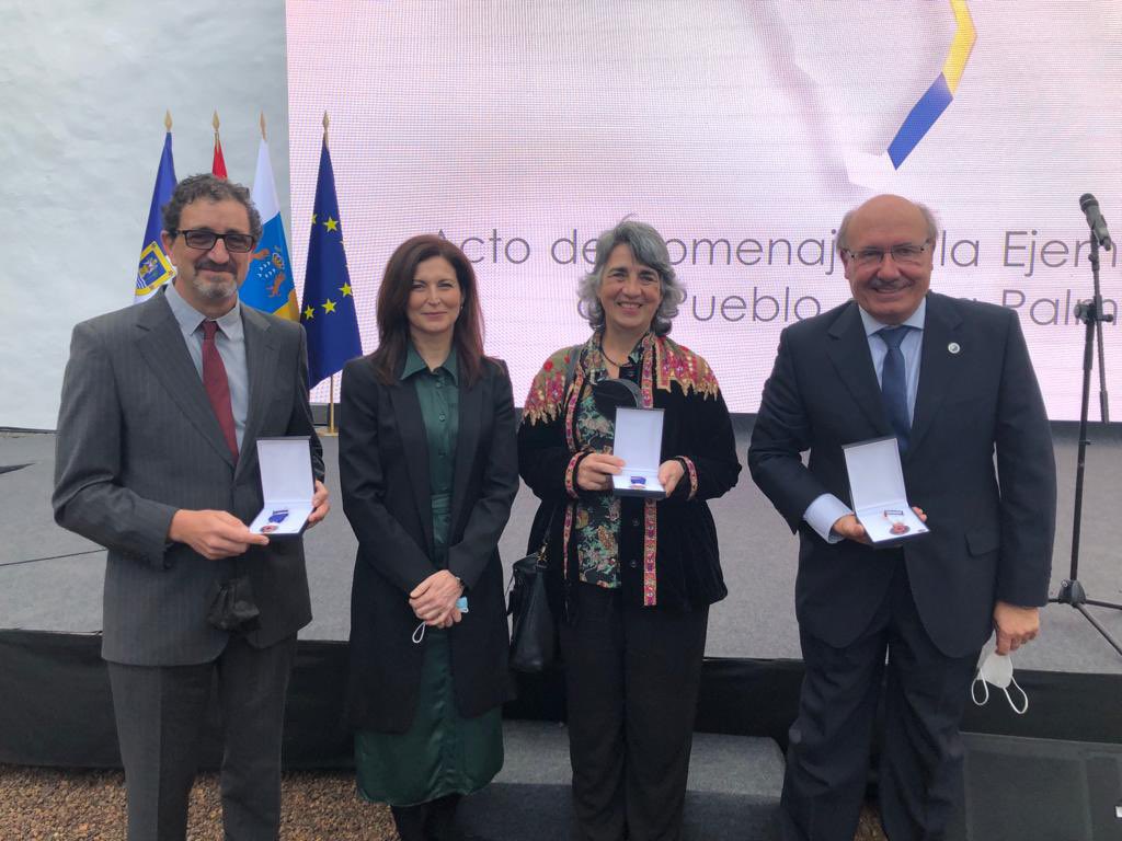 RaquelYotti's tweet photo. @CienciaGob @IGME1849 @IEOoceanografia @involcan @IGNSpain @IAC_Astrofisica @CopernicusEMS Los Organismos Públicos de Investigación @CienciaGob son un orgullo para tod@s.

🛳 Instituto Español de oceanografia CSIC

🏔 Instituto Geológico y Minero de España CSIC

🌌Instituto Astrofísico de Canarias https://t.co/3Su7As41c1