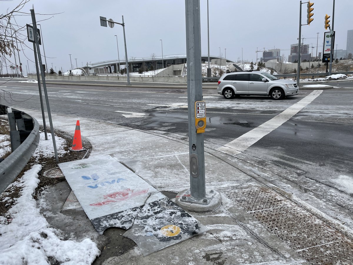 309steve's tweet photo. @GOtransit @YRTViva @TTChelps @YorkRegionGovt @City_of_Vaughan  I don't know whos responsibility this is 
But giant station sign on the sidewalk where where you enter highway 407 station and jane https://t.co/IJonnts5W2
