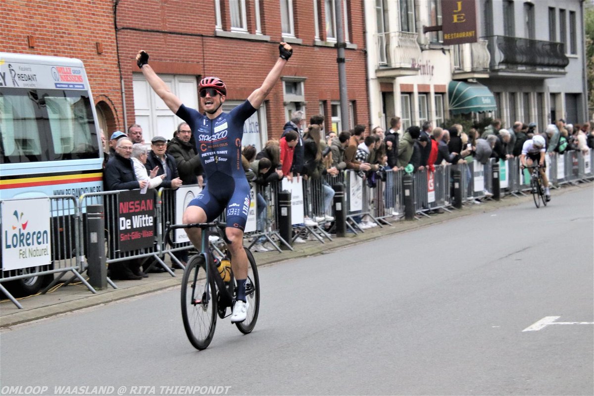 BrentCle's tweet photo. Omloop van het Waasland 🥇 , finale ontsiert door enkele valpartijen maar geweldig om vroeg op het seizoen een grote koers te winnen! #stagecocyclingteam https://t.co/SiwoPC39LL