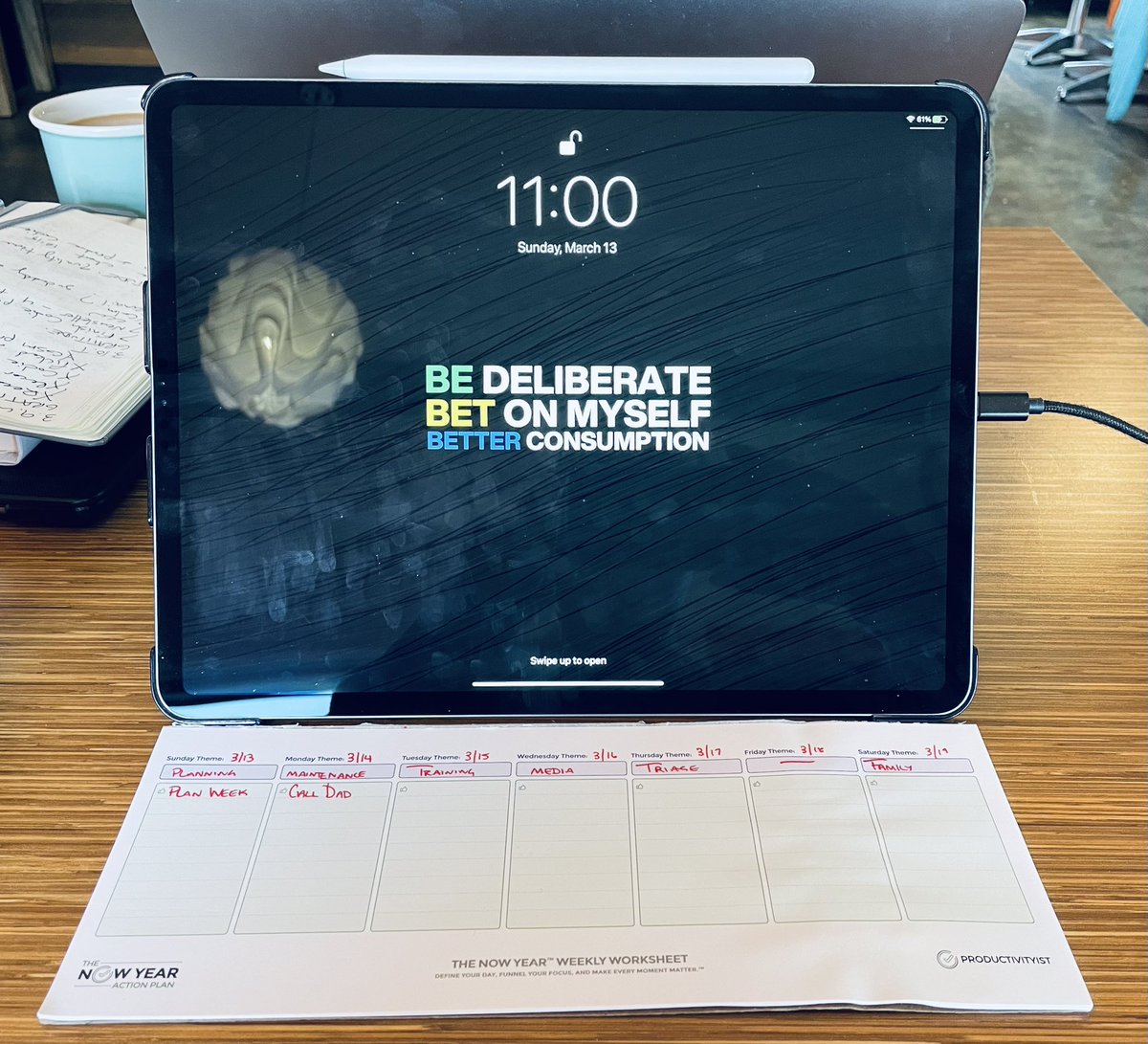 mikevardy's tweet photo. A clean slate to start the week. Making sure I keep “Plan Be” and “The Six” in mind as I fill in the blanks. (Feel free to ask me anout “The Six” if you want…) #planning #planbe #thesix https://t.co/SpSdpXCJPd