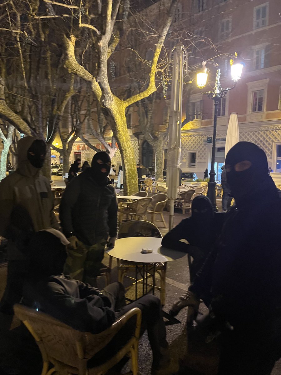 lesia_rogliano's tweet photo. Le froid est vif à Bastia https://t.co/5QzxP88fRT