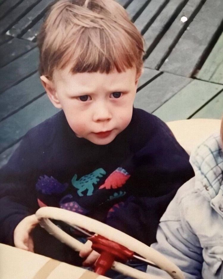 HAPPY BIRTHDAY TO THE LOML GEORGE MACKAY  