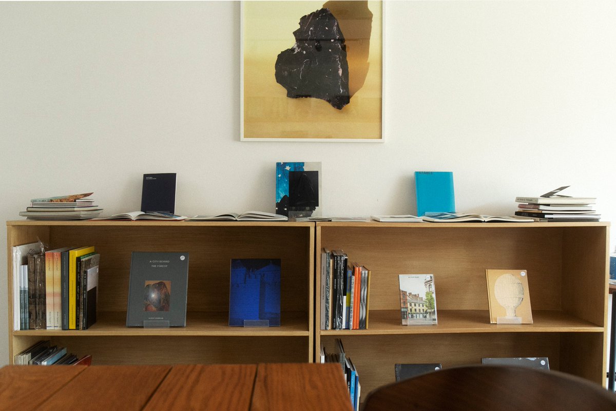 gallegosfer's tweet photo. and gm from my modest photobook store ☕️📚 https://t.co/JyxoO3bQxV