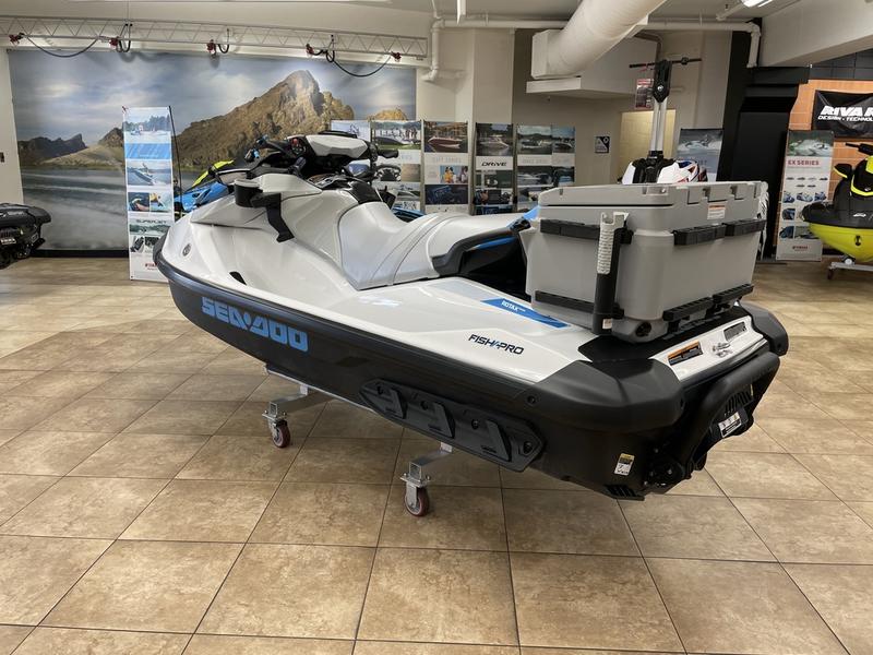 RIVAmotorsports's tweet photo. Come into #RIVAmotorsports tomorrow for all out fun with the 2022 #SeaDoo #FishProScout! Built for #fishing, but full of versatility for family adventures. It comes with cooler, fish finder, rod holders and trolling modes!
#FishPro #Watercraft #PWC #SeaDooLife https://t.co/Vlu3MFpig6