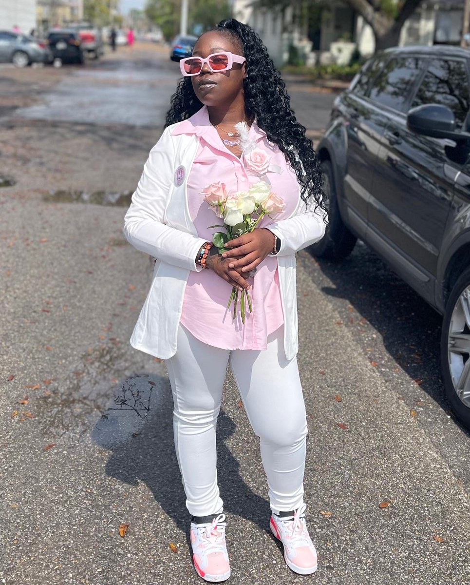BadgalTree's tweet photo. #angieniece 💞🕊👼🏼😇 https://t.co/wvBtiNpAa9