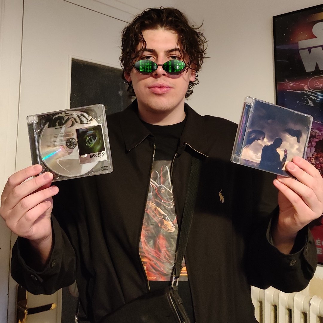 Ce soir jvais voir le man of the yeah en concert 💻📀💾🙏🙏 #laylow #rap