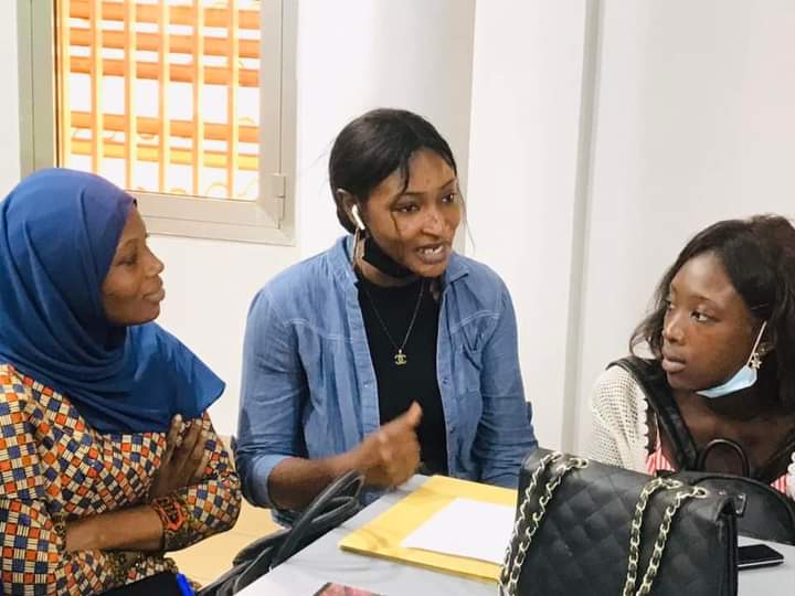 Club Littéraire CCFG tweet media