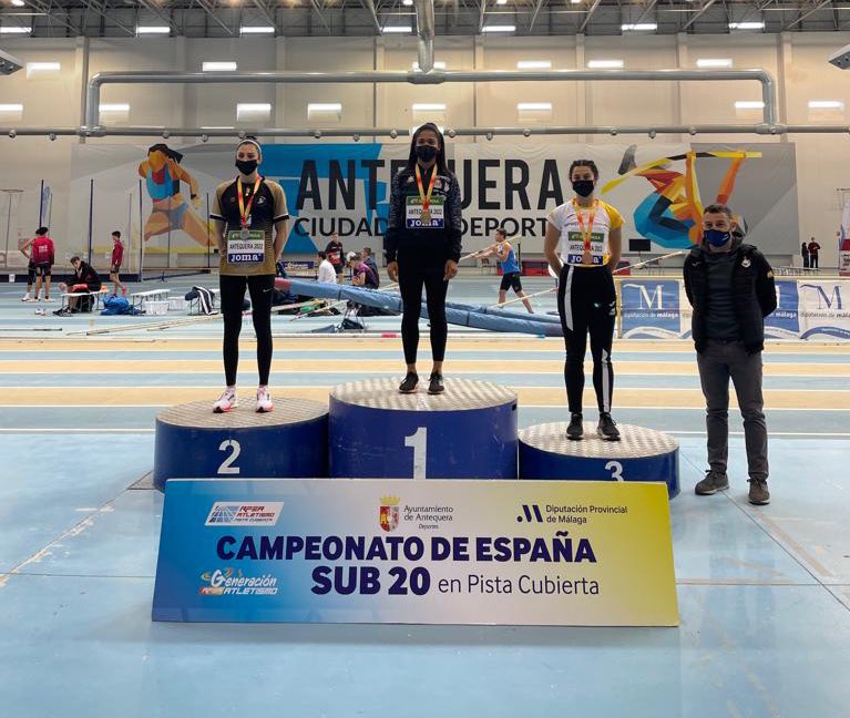 📍 CTO 🇪🇸 SUB 20 | Iratxe Sarasola ha obtenido la medalla de bronce en el 200 tras parar el crono en 24”95 

😍 ¡Enhorabuena <a href="/iiraa_11/">iratxe</a>! 😍

#SoñemosSinLímites 💛💚
