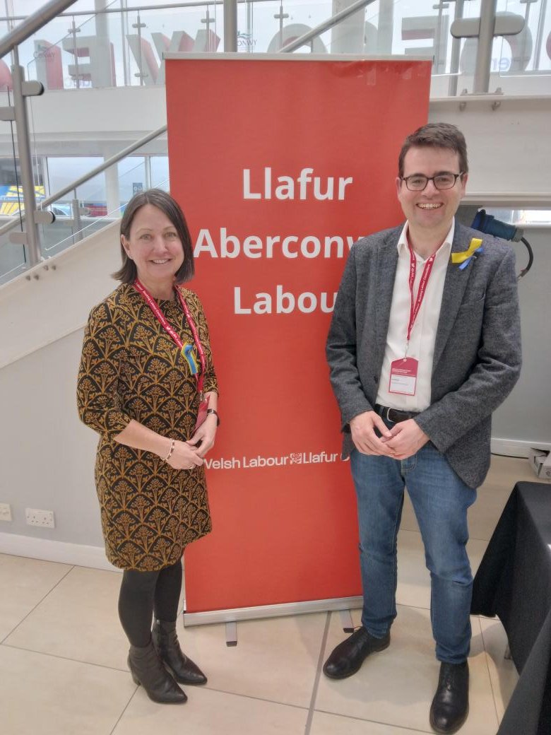 HuwJDavidCC's tweet photo. 🌹🏴󠁧󠁢󠁷󠁬󠁳󠁿 Proud that @philippamarsden was elected today as Chair of @WelshLabour in our 100th year. 

A brilliant council leader, trade unionist and friend. 

#WelshLab22 https://t.co/E5vd8oaQJ0