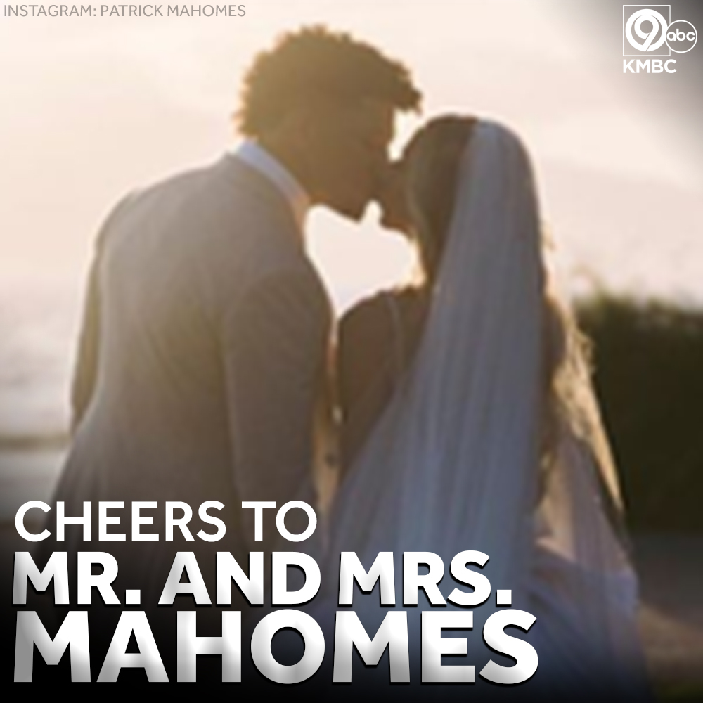 KMBC on X: Congratulations to the happy couple! Kansas City Chiefs QB Patrick  Mahomes married his high school sweetheart, Brittany Matthews, in a  gorgeous destination wedding in Hawaii over the weekend!