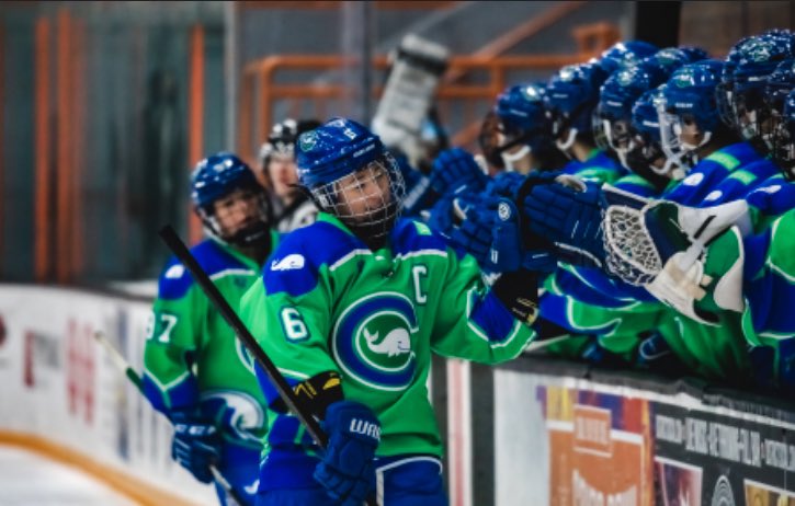 SDoyle_6's tweet photo. Fins up for another @CTWhaleHockey game day! ๐ณ #RollPod #ProgressNotPerfection https://t.co/UmiEWlFwGN