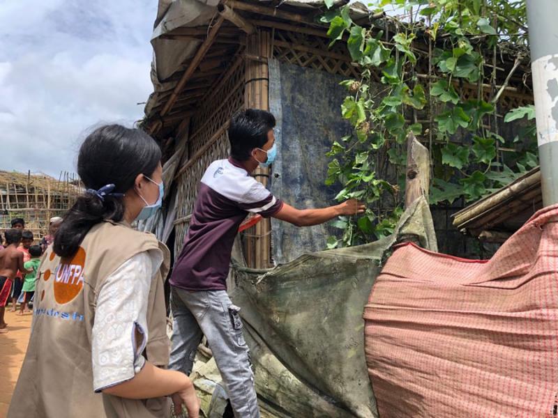 UNVolunteers's tweet photo. UNV and @UNFPA call for young professionals to apply for the 2022 Young Innovators Fellowship Programme. 

Great opportunity for #youth aged 18-26 to engage in a 7-month programme to drive innovation, creativity and capacity development with UNFPA: https://t.co/RBj4GGkjoi https://t.co/cvdv9vNCnr