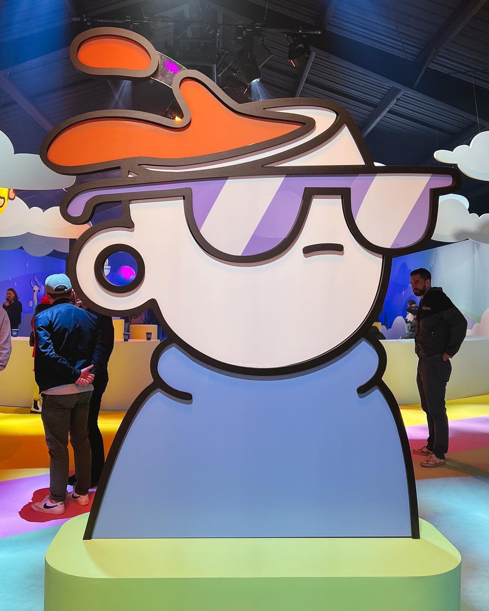 LordJord666's tweet photo. @doodles experience at @sxsw fucking rocked!!! #SXSW #SXSW2022 #Doodles #nft https://t.co/EzgpMSE3T3