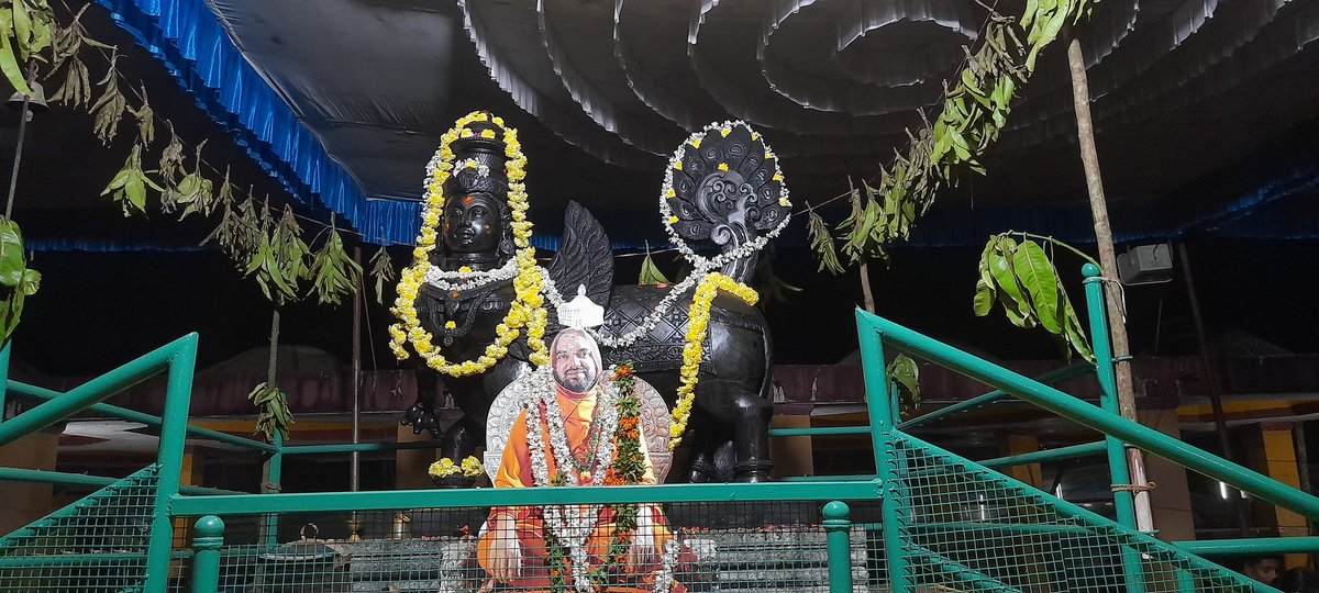 goubank's tweet photo. ನಾಲ್ಕನೇ ದಿನದ ಗೋಸಂಧ್ಯಾ & ಆಲೆಮನೆ ಹಬ್ಬದ ಸಂಭ್ರಮ. ಸಾಂಸ್ಕೃತಿಕ ಕಾರ್ಯಕ್ರಮ ಹಾಗೂ ಬೆಳದಿಂಗಳೂಟದ ಸುಸಮಯ.
#GouSandhya
#Goubank https://t.co/0lGQUNdci4
