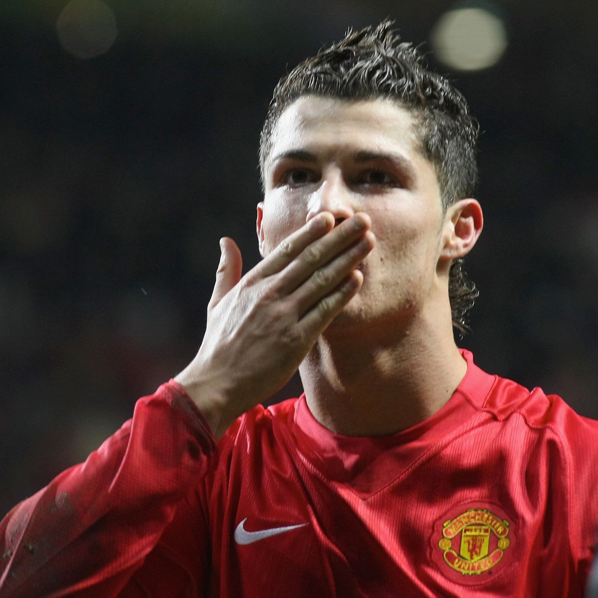 ManUtd's tweet photo. Same but different ✨

1️⃣4️⃣ years have passed since @Cristiano's first United hat-trick, but not much has changed 😉🔥

#MUFC