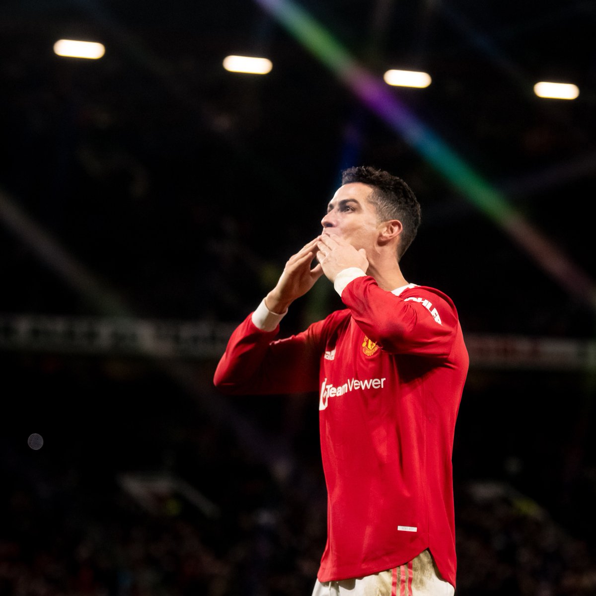 ManUtd's tweet photo. Same but different ✨

1️⃣4️⃣ years have passed since @Cristiano's first United hat-trick, but not much has changed 😉🔥

#MUFC