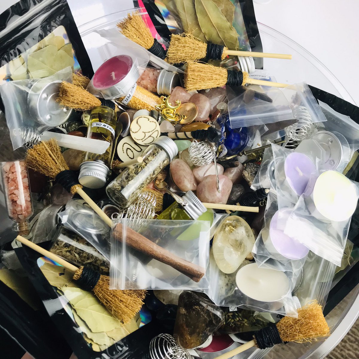 ThirdEyeLuna's tweet photo. Witchy Crystal Confetti is available on my Etsy shop! Includes tumbles, gems, herbs, candles, charms, mini wands, brooms, oils, divination coins and more! #crystalconfetti #cauldronconfetti #witch #witchy #witchcraft #etsy 

https://t.co/9hwdGHMUwu https://t.co/C9cYOaj1W4