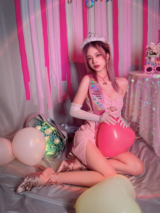 Twitterのコスプレ画像16