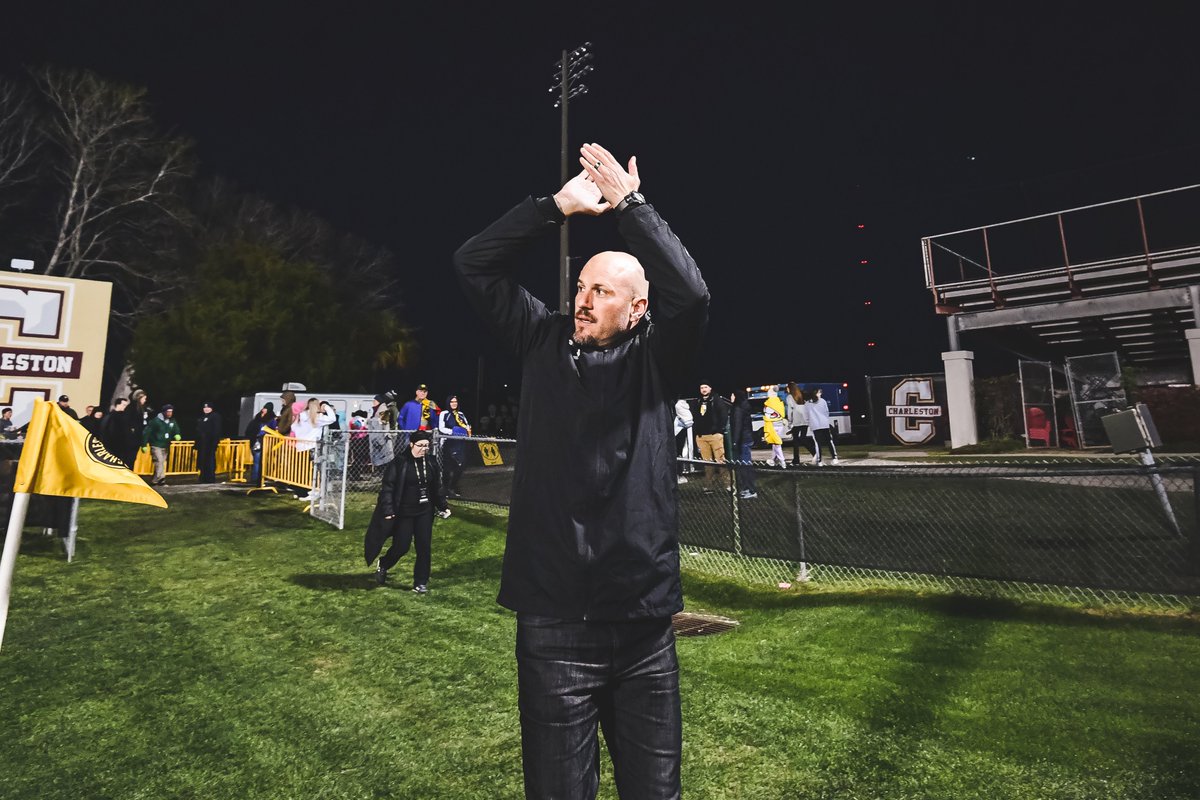 Chas_Battery tweet picture