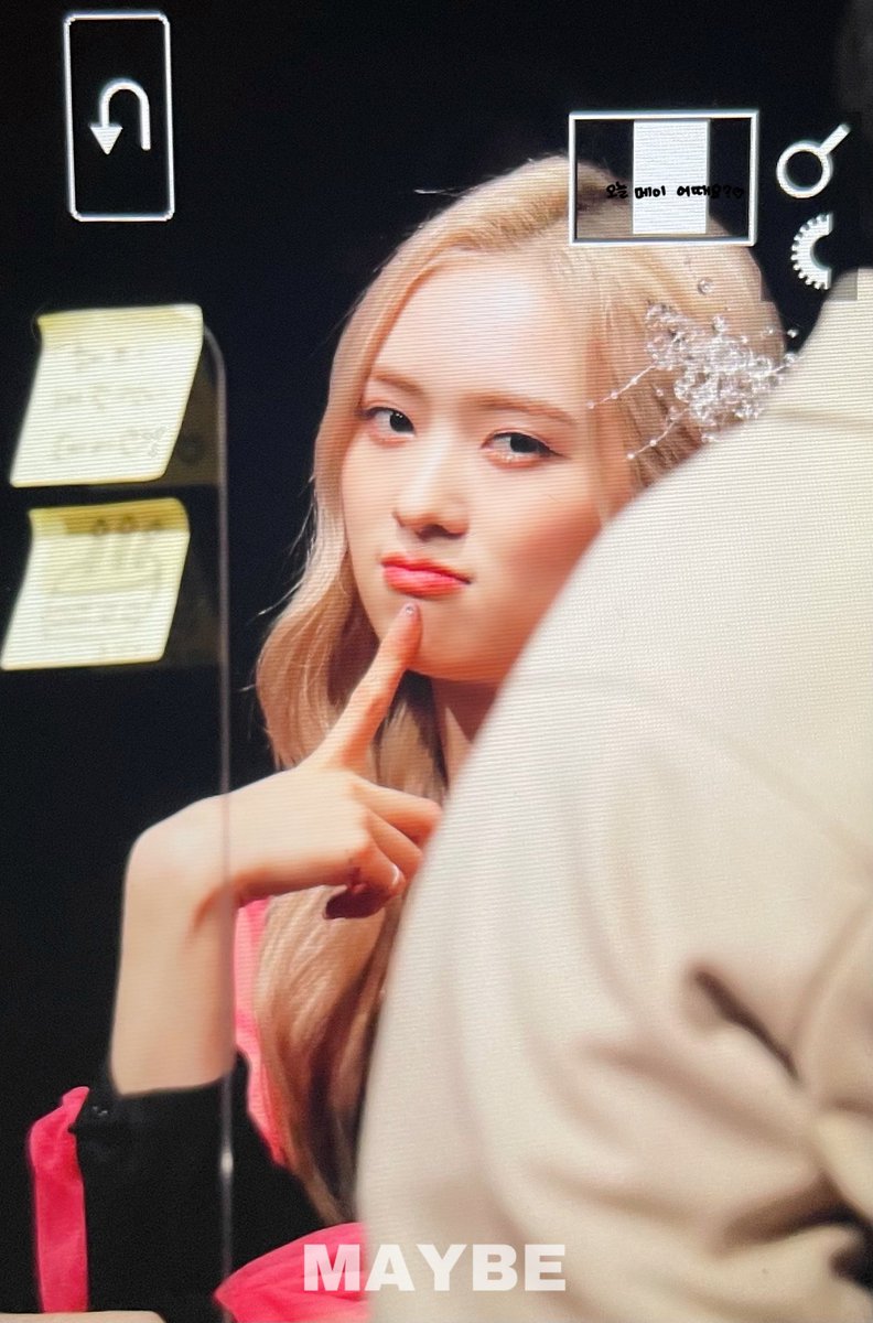 MAY_ILOVEU1116's tweet photo. 220313 팬싸인회

🤔😱💛

#MAY #메이   #체리블렛 #CHERRYBULLET #CherryWish #LoveInSpace #메이히메 https://t.co/QfwRixfqGt